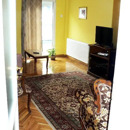 Alpha Omega Appartement *